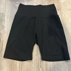 Offline by Aerie Women's Black Bike Shorts size medium
